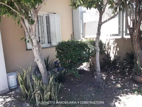 Venta de 2 propiedades en un mismo lote en Tapiales