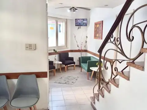 ALQUILER PLANTA ALTA PARA OFICINAS O CUNSULTORIOS, CENTRO