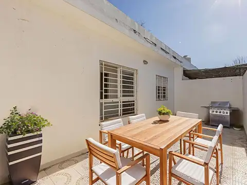 ALQUILER PH 3 AMBIENTES SOLDATI COCHERA