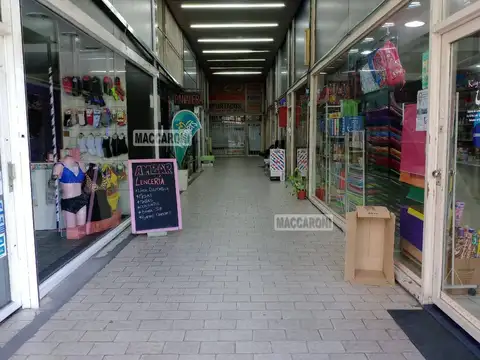 Local en Alquiler en Villa Luro, $ 350.000