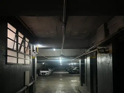 Cochera en Venta Cubierta