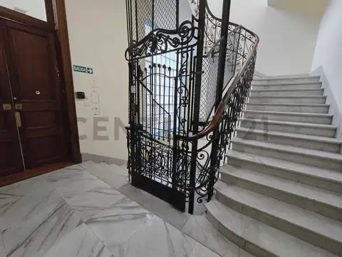 Oficina en Venta en Barrio Norte, USD 298.000