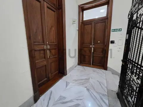 VENTA OFICINA 9 Ambientes - BARRIO NORTE