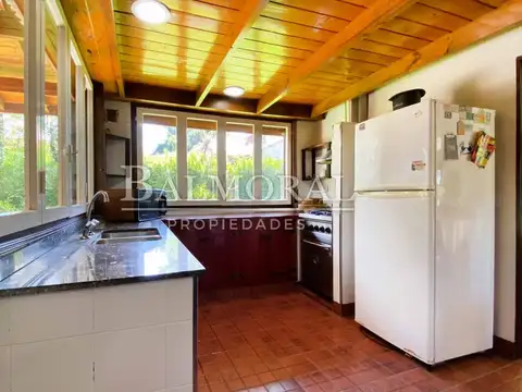 Casa en Alquiler - Zona Centro / REF: 8813