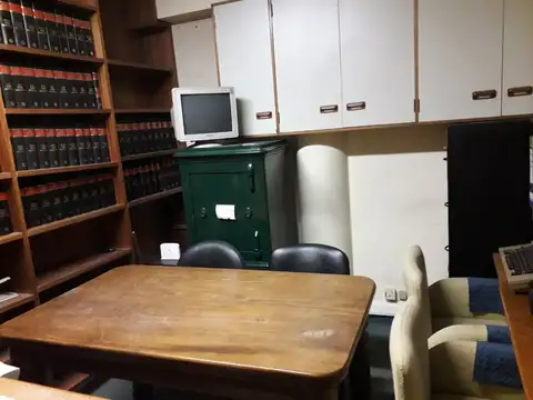 Oficina en Alquiler en Tribunales, $ 350.000