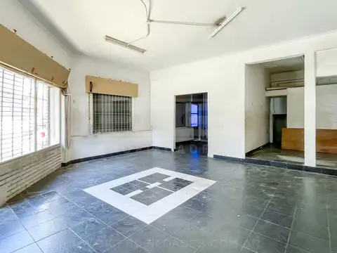Local en Venta 60 años