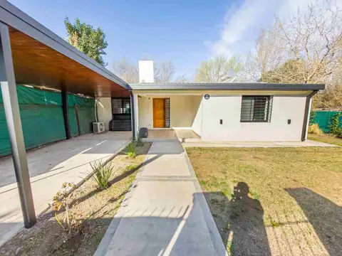 VENTA CASA 3 DORM Y PILETA EN VILLA WARCALDE