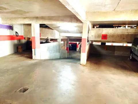 Cochera en Venta de 4,45  mts largo x 2,70  mts ancho