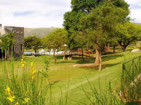 Hotel en Venta en Villa General Belgrano, USD 1.400.000