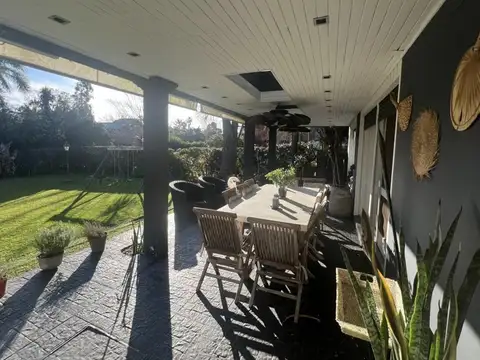 Casa 5 ambientes con 5 baños