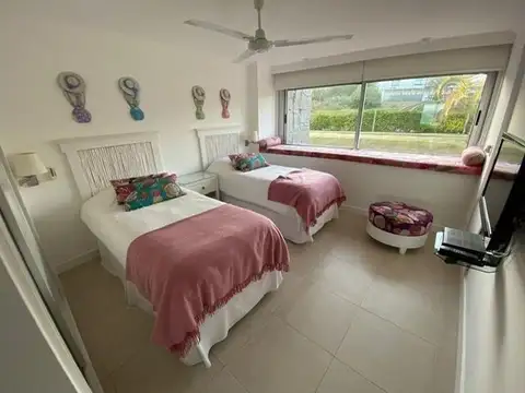 Departamento 4 ambientes con 3 baños