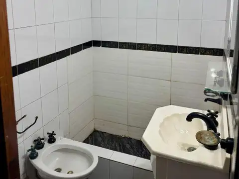 Casa en Alquiler en Moron, $ 650.000