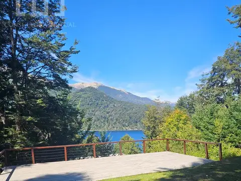Venta Casa con Vista al Lago Correntoso