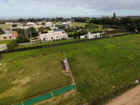 Se vende lote metros del Polo Club Venado Tuerto