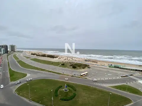 Departamento en Alquiler Temporal en Playa Brava, USD 17.500