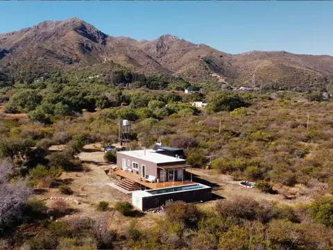 00472 - Vendo Hermosa Casa con piscina y vista a las sierras. Los Cocos. Punilla.