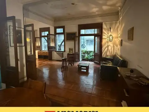Depto Tipo Casa en Venta de 5 ambientes