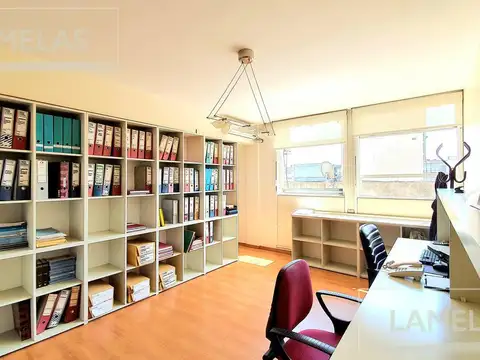 Venta Oficina Sarmiento y Córdoba -  Edificio Travella Rosario