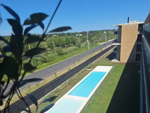 Departamento en Alquiler con 1 cocheras