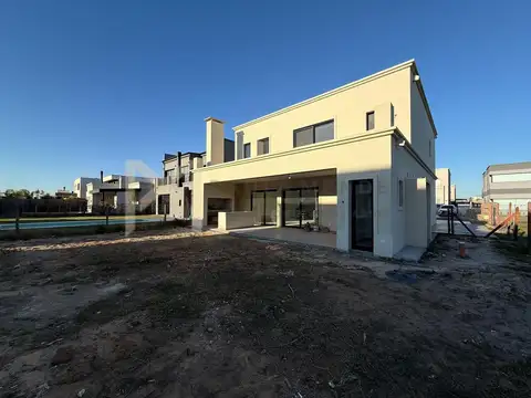 Casa  en Venta en Villanueva, Tigre, G.B.A. Zona Norte