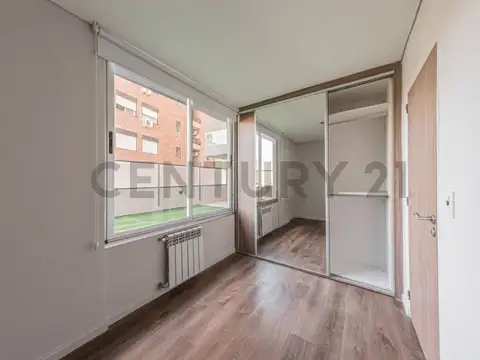 Vendo departamento de 3 dormitorios y patio | Abasto, Rosario