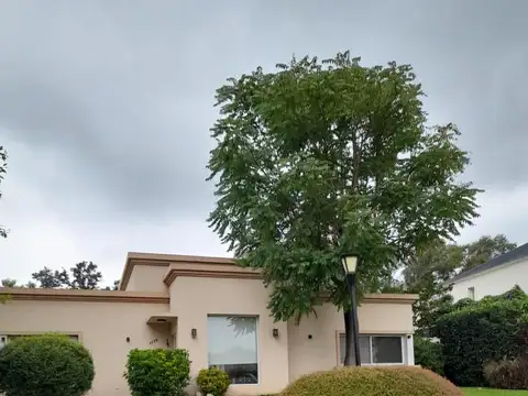 Casa en Venta, 5 Ambientes, en Haras Santa Maria, Loma Verde, Escobar, GBA Norte