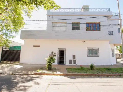 VENTA CASA CON TERRAZA Y LOCALES 6 AMB SAN MARTIN