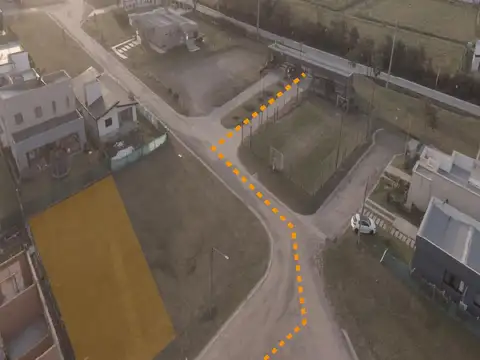 Terreno en Venta 30  mts Fondo