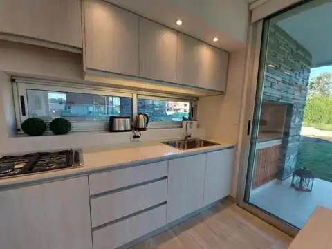 Departamento en Alquiler con 1 cocheras