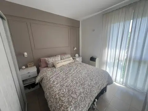 Venta Departamento 2 Ambientes Con Cochera en Castelar Sur