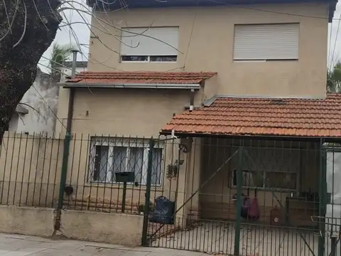 Casa en venta dos familias en Temperley