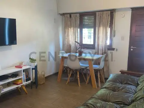 521 Entre 3 y 4 800, Piso 0