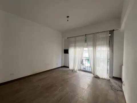 Depto Tipo Casa 4 ambientes con 2 baños