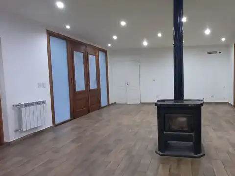 Casa en Venta en Club Miralagos, USD 270.000