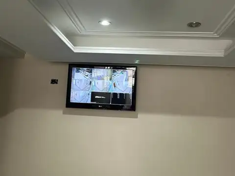 MONOAMBIENTES , EN PISOS 1º, 2º Y 3º, FRENTE CON BALCÓN SÚPE