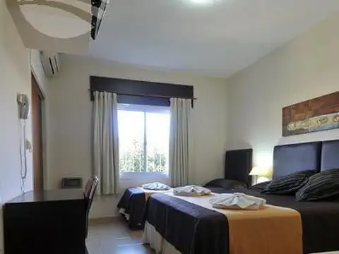 Hotel en Venta en Villa Carlos Paz, USD 1.950.000