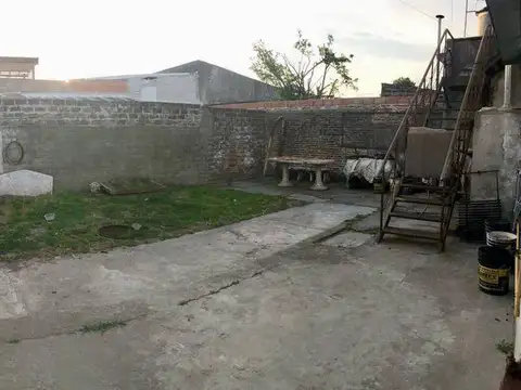 Casa en Venta en Luis Guillon, USD 80.000