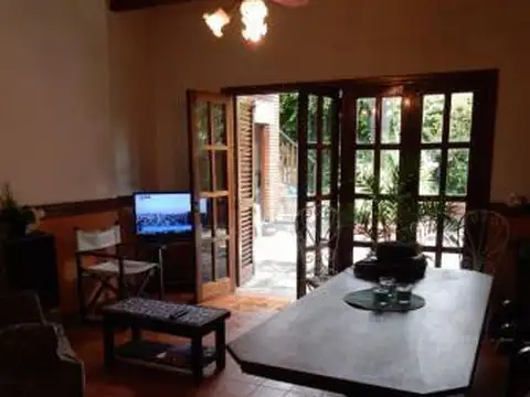 Casa en Venta en Lomas De Zamora, USD 270.000