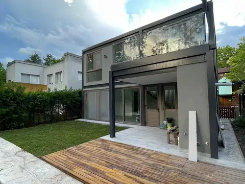 Casa en Venta en Countries y Barrios Cerrados en Escobar, USD 269.000