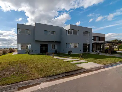Casa en Venta A Estrenar