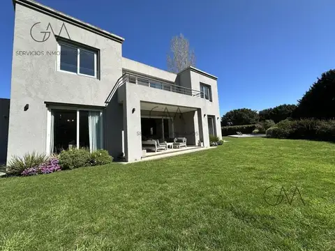 Av. Jorge Newbery 5005, B7600 Buenos Aires, Provincia de Buenos Aires, Argentina, Mar Del Plata, Buenos Aires, Argentina.