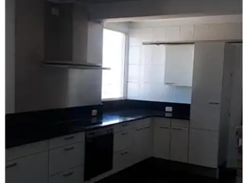 3 DE FEBRERO 1900, Piso 28