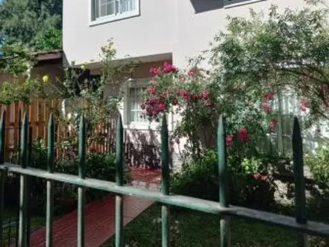 DEL VISO, BARRIO SOLARES DEL NORTE, EXCELENTE CHALET. EN DOS PLANTAS-