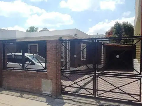 Casa - Venta - Argentina, José C Paz - Aveda. Presidente Peron 3936