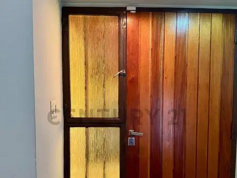 Casa 6 ambientes con 3 baños