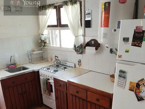 Depto Tipo Casa 3 ambientes con 2 baños