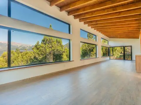 Casa de Categoría a la Venta 2 Habitaciones