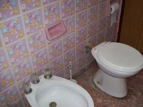 PH Planta Alta de 6 Ambientes con Balcones y Gran Terraza -