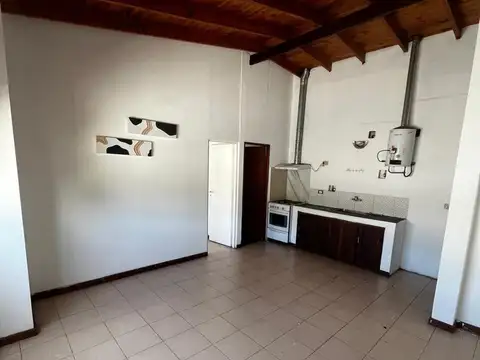 Depto Tipo Casa en Alquiler al Sur