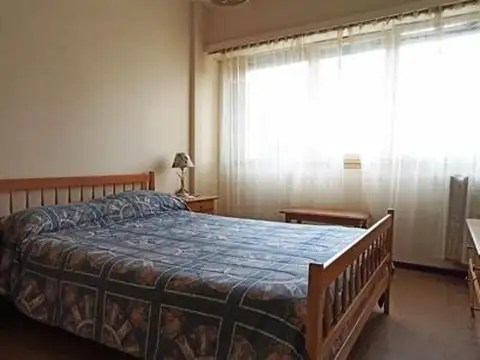 Departamento De 3 Ambientes A La Calle